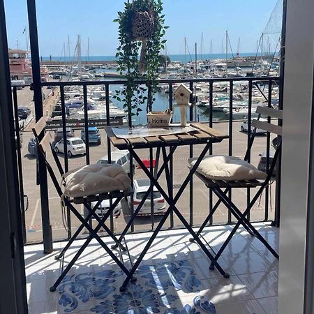 דירות Borgo Damare Nettuno Vista Mare מראה חיצוני תמונה
